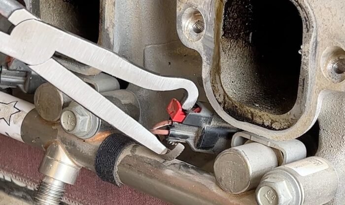Lisle 37960 Electrical Disconnect Pliers - Image 3