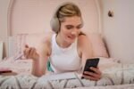 Sony WH-1000XM4 Wireless Premium Noise Canceling Overhead Headphones with Mic for Phone-Call and Alexa Voice Control, Silver WH1000XM4 - Image 6