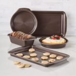 Circulon Nonstick Bakeware Set with Nonstick Cookie Sheet, Bread Pan, Bakings Pan and Cake Pans - 5 Piece, Chocolate Brown - Image 4
