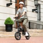Jetson J5 Electric Bike, Top Speed of 15 MPH, Maximum Range of 15 miles with Twist Throttle Or 30 miles with Pedal Assist, 350-Watt Motor, Ages 12+, Black, JJ5-BLK - Image 4