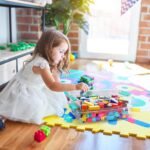 Vtopmart 6 Qt Plastic Storage Bins with Lids, Clear Sensory Bins, Arts Crafts Organizers and Storage, Stackable Containers for Home Office and School Supplies, 4 Pack - Image 5