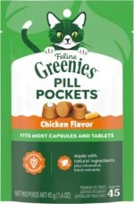 Greenies Feline Pill Pockets for Cats Natural Soft Cat Treats, Chicken Flavor, 1.6 oz. Pouch (45 Treats) - Image 2